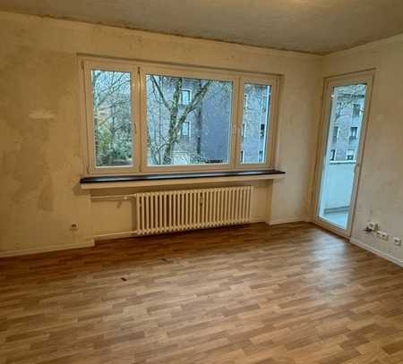 3 Zimmer mit Balkon im Hogenweg..