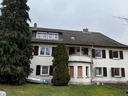 Erstbezug nach Sanierung mit Balkon: schöne 4-Zimmer-Wohnung in Eltville am Rhein