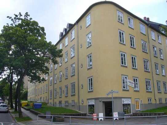 Ziehen Sie in eine kuschelige 2-Raum mit Balkon und Laminat in Kappel!