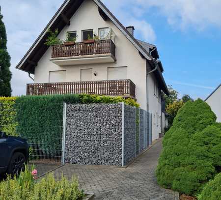 frisch renovierte & helle 2-Raumwohnung mit Balkon zu vermieten