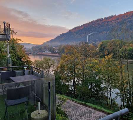 Direkt am Neckar Stilvolle 2-Zimmer-Wohnung mit Balkon und EBK in Heidelberg