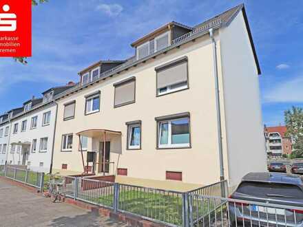Bremen-Neustadt: 2,5 Zimmer-Wohnung im Hochparterre mit Balkon und PKW-Stellplatz