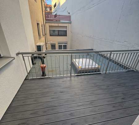 91m² sanierte 4-Zimmer Whg. mit Balkon & EBK im Herzen der Stadt