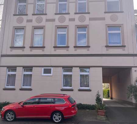 Helle 3,5-Zimmer-Wohnung in bevorzugter Lage in Oberhausen-Schmachtendorf mit eigenem Garten