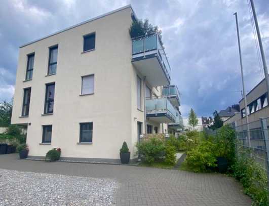 Neuwertige 2-Zimmer-Wohnung mit Balkon in Solingen