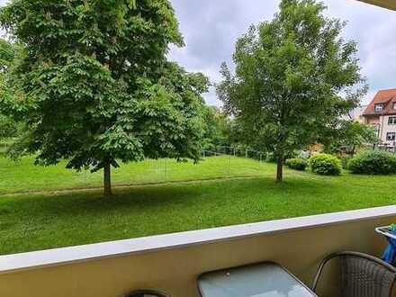 Altersgerecht und energieeffizient! Apartment; 2 Zimmer, Tageslichtbad und SW-Balkon!!