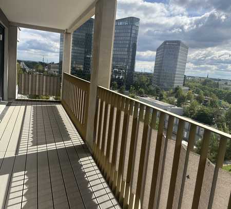 Exklusive 3-Zimmer-Wohnung mit Balkon und EBK in München Bogenhausen im „the Grand“