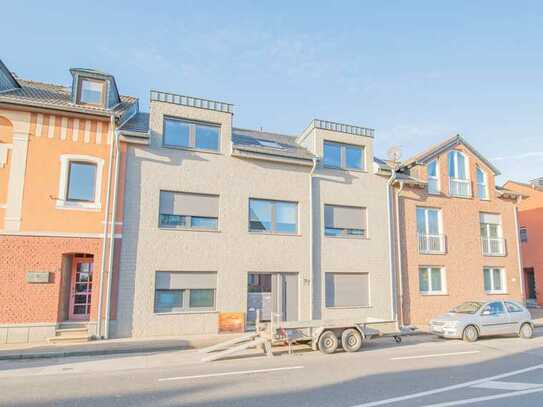 Alsdorf-Hoengen: Moderne 2-Zimmer Dachgeschosswohnung mit Balkon zu vermieten!