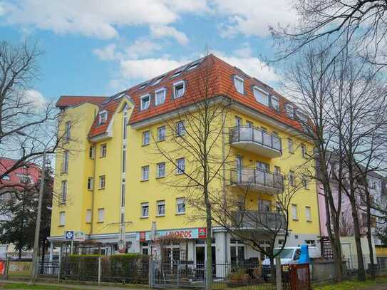 2-Zimmer-Wohnung mit Balkon und TG-Stellplatz in beliebtem Stadtteil Striesen