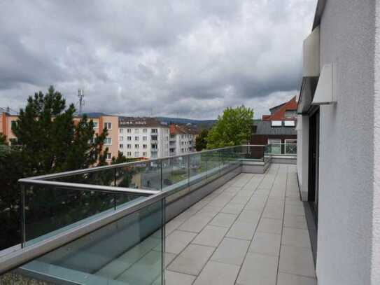 2-Zi-Penthouse-Wohnung mit Taunus- und Skyline Blick in Oberursel Stadtmitte