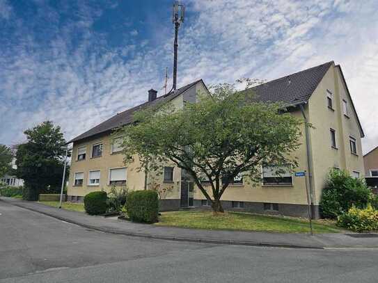 569000 € - 412 m² - 13.0 Zi.
Gepflegtes Mehrfamilienhaus in Kamen / Südkamen