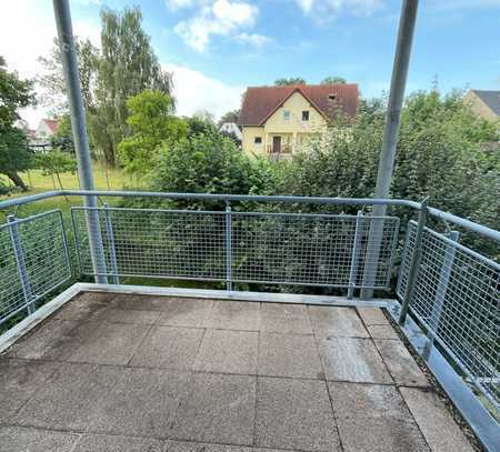 Helle 2-Zimmer Wohnung mit Balkon