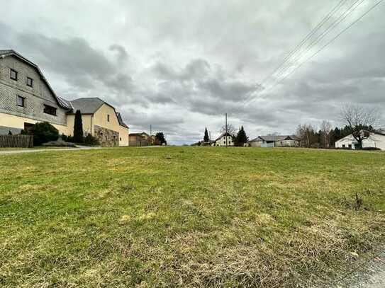 Großes Baugrundstück mit viel Platz für Haus und Garten in Neusalza-Spremberg