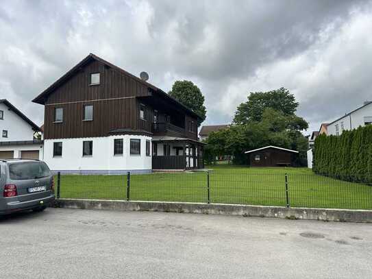 sanierte 4-Raum-Wohnung mit Balkon in Mauern