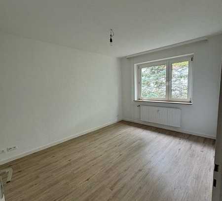Frisch sanierte 2 -Zimmer Wohnung am Herrenhäuser Markt