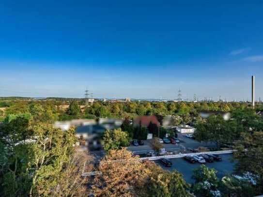 Große Wohnung für die Familie mit Loggia und Panoramablick