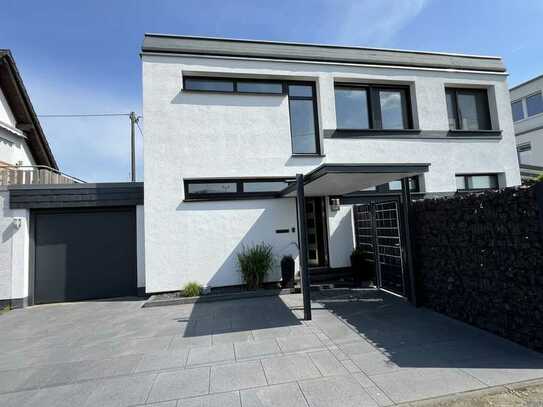 Einfamilienhaus im Bauhaus Stil Bonn Beuel von PRIVAT ohne Courtage