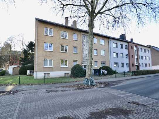 2 Zimmer-Dachgeschosswohnung mit Wannenbad und Wohnküche im 3. OG in Hilden-Nord