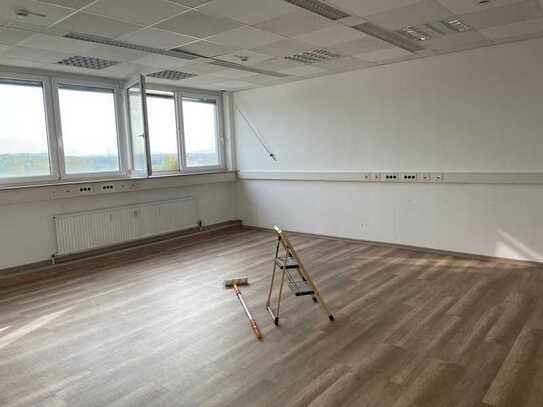 Preiswertes Büro 52m² **** provisionsfrei ****