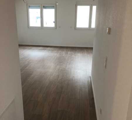 5-Zimmer Wohnung mit 2 Balkonen