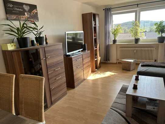 Helle 3-Zi. Wohnung mit schönem Ausblick