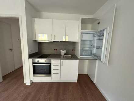 *NEU* Singlewohnung mit Einbauküche und Balkon in Niederschöneweide (Treptow)