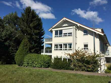Gepflegte 4 Zimmer-Wohnung mit 2 Balkone und Gartenzugang in Pforzheim - Büchenbronn