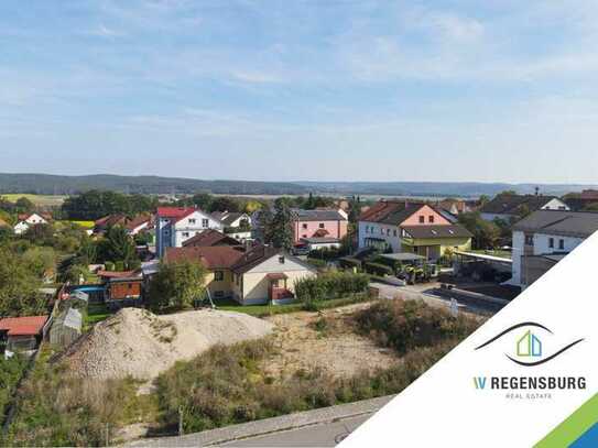**Bieterverfahren** Startpreis: 445.000 € 
Grundstück mit viel Potenzial in Regendorf