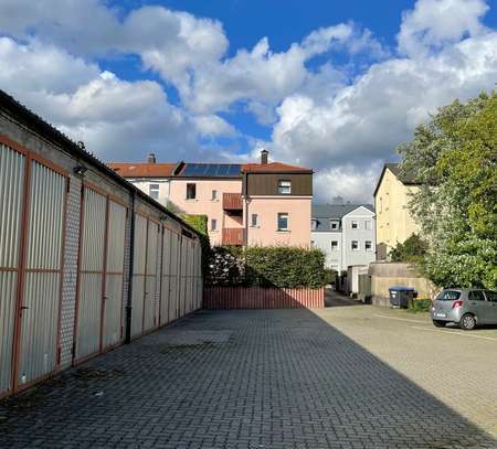 **Garagen für Wohnmobil/Wohnwagen in City Lage**