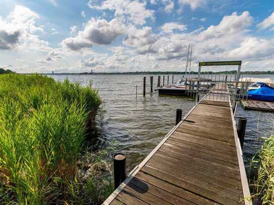 Seeterrasse - Wasser - Wasser - Wasser, nur 30 m z. Schwimmen und z. Marina