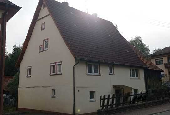 Attraktives Haus mit vier Zimmern in 74749, Rosenberg - Sindolzheim