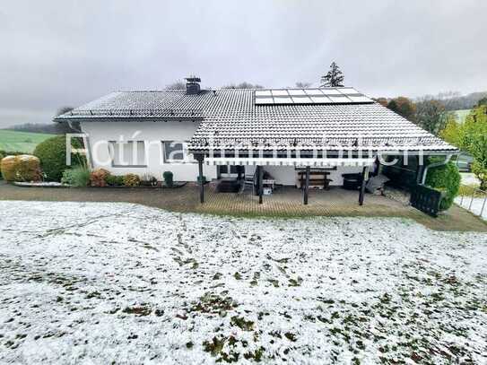 Zweifamilienhaus mit Panoramablick, 3000m², Solar, Glasfaser, Doppelgarage, ..