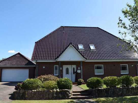 Einfamilienhaus mit Einliegerwohnung in Husum zu verkaufen. NEUER PREIS!!!