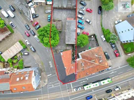 Potenzial in Bochum Hamme: Mehrfamilienhaus 6 Parteien, Einfamilienhaus, 7 Garagen und einer Halle