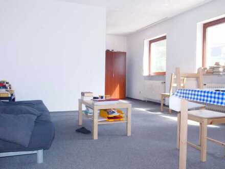 Studieren in Heidelberg - Wohnen in HD-Handschuhsheim - Laminat (Vinyl)- Nur an Studenten/-in