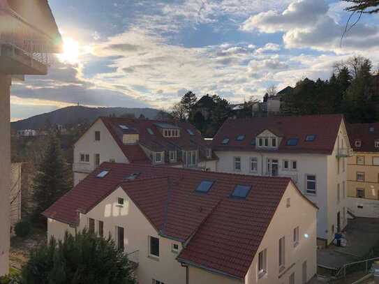 Geschmackvolle 3-Zimmer-Erdgeschosswohnung mit Balkon und Einbauküche in Baden-Baden