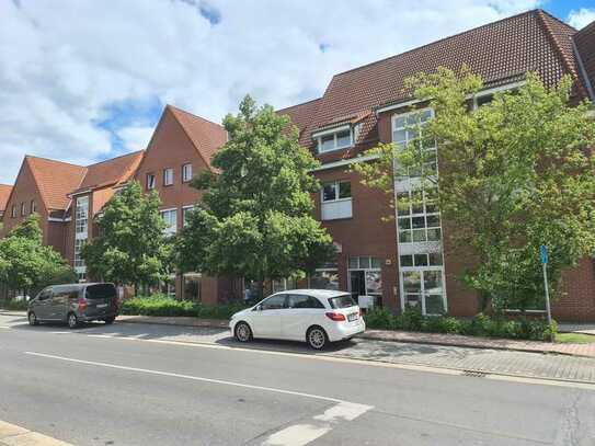 Freundliche DG-Wohnung mit großem Wohn-Schlafzimmer, gehobener Innenausstattung in Guben