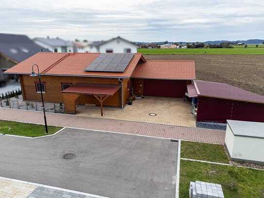 Neuwertiger Blockhausbungalow in bester Lage