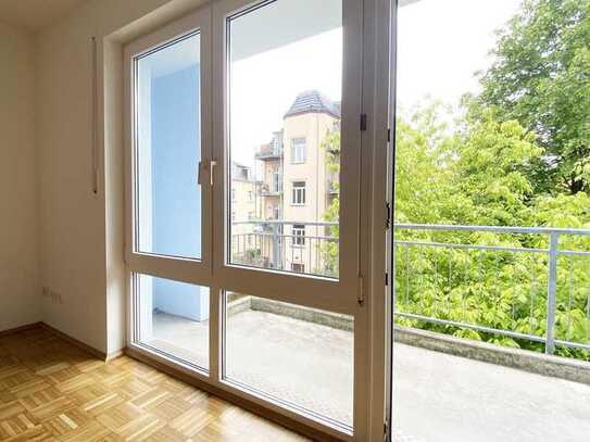 Für Eigennutzer: Apartment mit Balkon, ruhig und im Grünen gelegen, gute Verkehrsanbindung