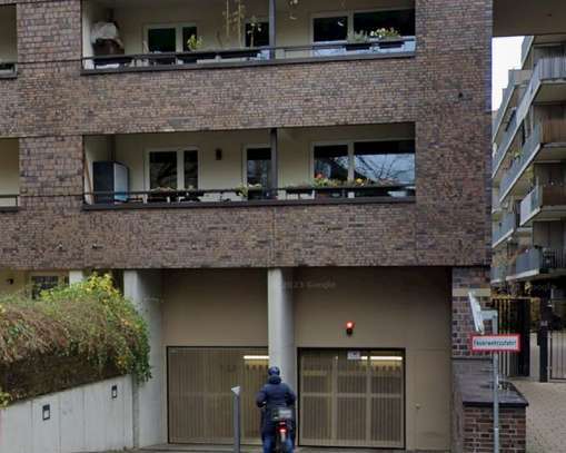 Tiefgaragenstellplatz in der Gaußstraße 196