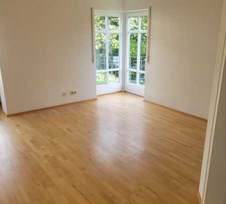 Suche Nachmieter für wunderschöne, helle, gut geschnittene 2-Zi-Wohnung in Traunstein
