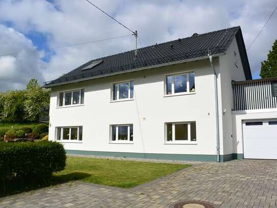 Sehr schön ausgestattete Wohnung im Grünen mit Terrasse am Rand von Bergneustadt