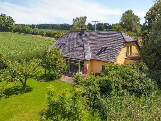 Traumhaftes Architektenhaus in idyllischer, ruhiger Lage