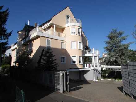 Luxuriöses Wohnen in einmaliger Lage direkt am Tivoli-Park von Viernheim!