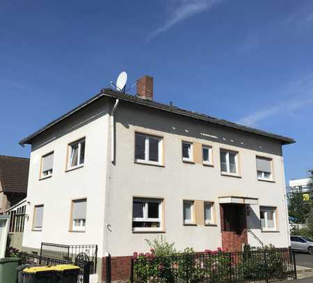 Neuwertige 2-Raum-DG-Wohnung in Bornheim/Hersel