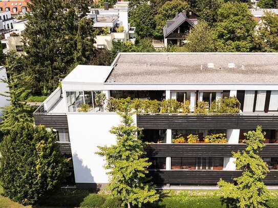 Charmantes Penthouse in begehrter Lage - Lichtdurchflutetes Wohnen mit Blick ins Grüne