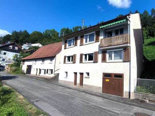 Sonniges Wohnhaus mit traumhaftem Ausblick!