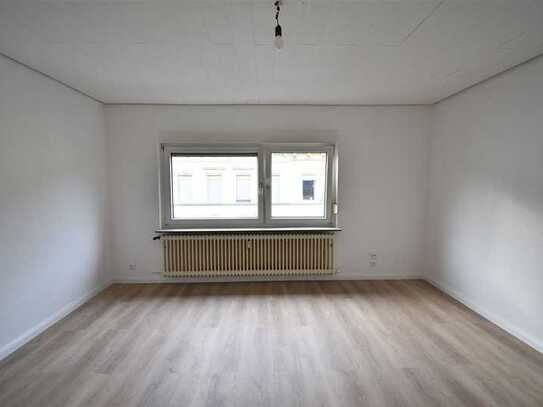 Idealer Grundriss! Renovierte 3-Zimmer-Wohnung in KR-City