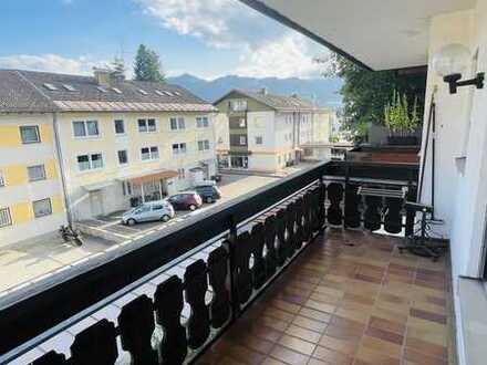 Gemütliche 2 Zimmer ETW mit altem Charme und Süd-Balkon in idealer Erreichbarkeit