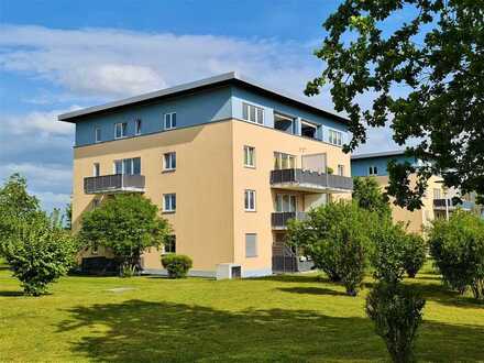 ATTRAKTIVE DACHGESCHOSS - WOHNUNG IN RUHIGER POTSDAM-LAGE/OT FAHRLAND/ 4,5-ZIMMER + SW-LOGGIA IM A.